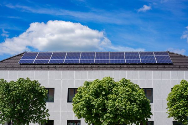 5 avantages des panneaux photovoltaïques pour économiser sur votre facture